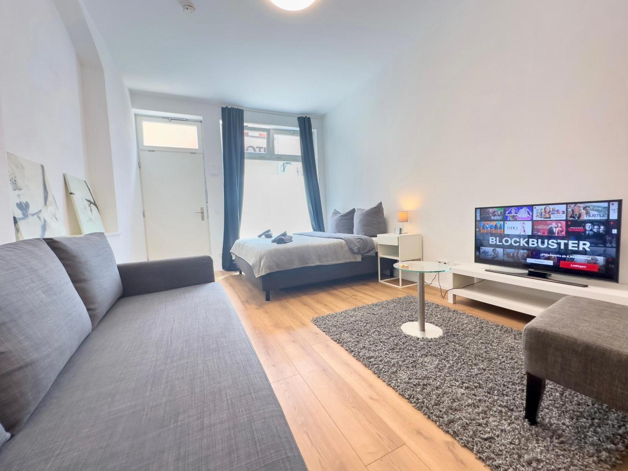 Moderne Wohnung Im Zentrum Der Altstadt - Altbau Flair, Wlan Ingolstadt Exterior photo